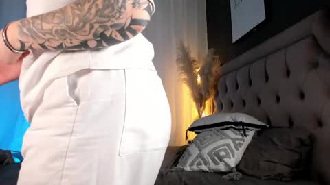 Alexia online show from April 17, 10:39 am