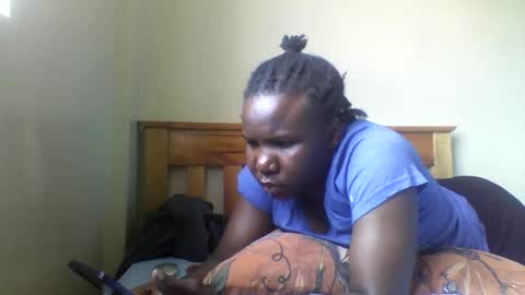 Honeymuny online show from November 16, 9:43 am