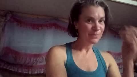 hoodoou online show from April 17, 5:20 am