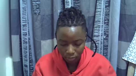 Leila online show from February 27, 7:24 pm