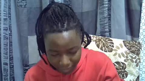 Leila online show from March 1, 8:30 pm