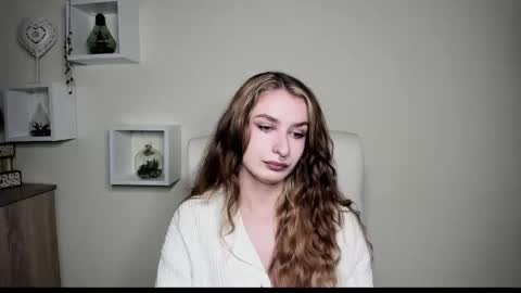 NINA online show from October 27, 6:42 am