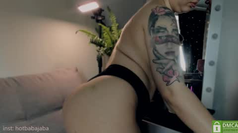   online show from March 5, 8:54 am