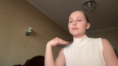 hot_chance_ online show from March 25, 1:03 pm