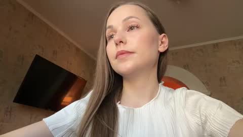 hot_chance_ online show from March 26, 1:13 pm