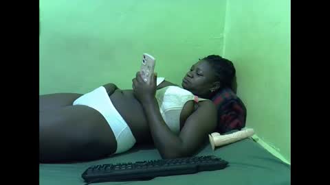 hot_girlly online show from January 7, 3:54 am