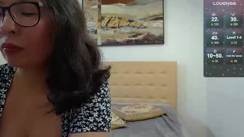 Halle online show from September 15, 10:50 pm