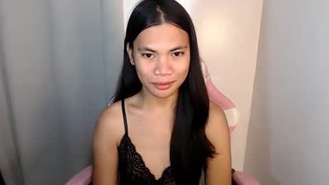 hot_pauline online show from April 4, 12:42 am