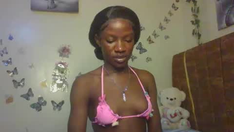 hot petite100 online show from February 15, 7:13 pm