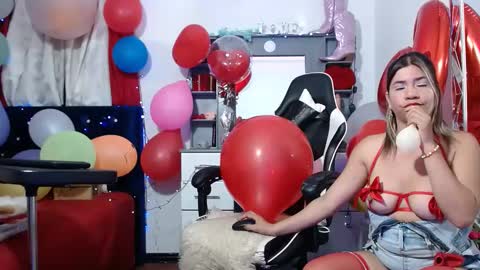 Snapshot of hot_sexy_bunny chatting on February 28, 5:59 am hot sexy bunny online show from February 28, 5:59 am