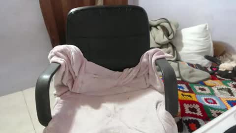 Hot and PowerHOPE U MISS ME online show from October 2, 4:17 am