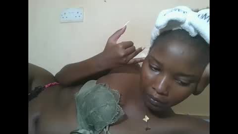 love online show from November 22, 7:49 pm