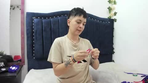 hannah online show from November 27, 2:14 am