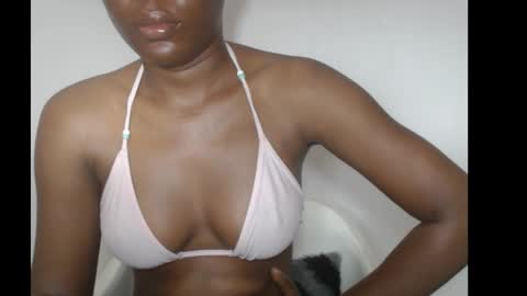 hotjessie0 online show from February 17, 4:34 am