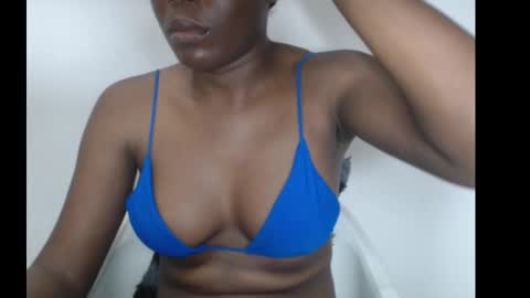 hotjessie0 online show from March 3, 7:25 am