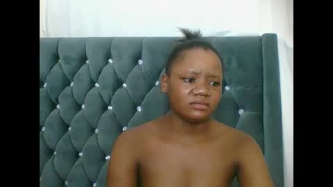 LOYCE online show from February 5, 9:40 pm