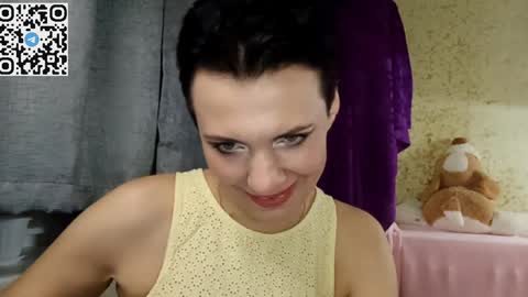 hotmamaqueen234 online show from March 31, 8:53 pm