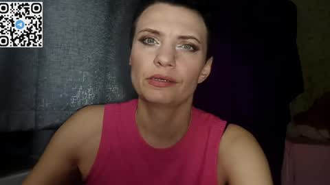 hotmamaqueen234 online show from April 4, 7:23 pm