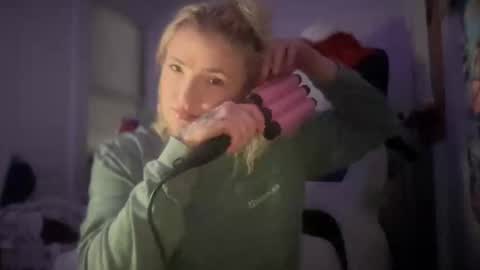 Hannah Montana online show from November 14, 6:57 am