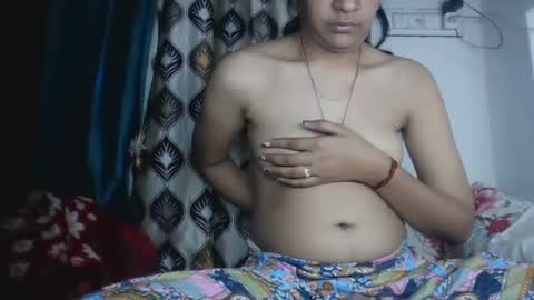 lola online show from February 12, 4:08 pm