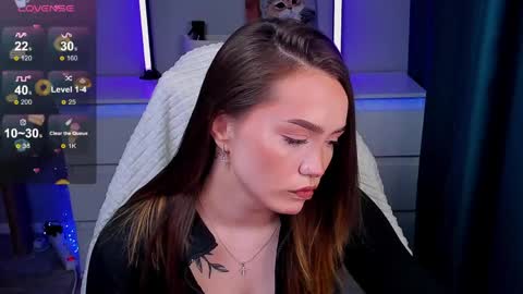 hello Im Eva online show from April 4, 8:24 am