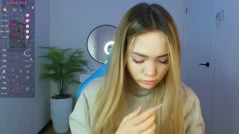 hello Im Eva online show from January 30, 2:06 am