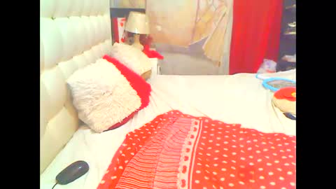 THEONE online show from November 5, 3:39 pm