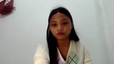hottiest_asian online show from August 4, 8:20 am