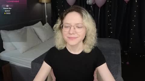 Kori online show from March 31, 5:40 am