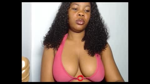 hotty_lora889 online show from September 27, 7:48 am