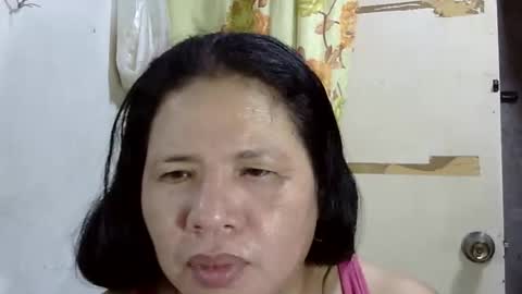 hottycrissy4u online show from May 18, 6:52 am