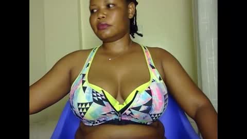 hotysquiter433224 online show from March 22, 8:48 pm