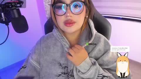 Ari online show from April 11, 2:17 am