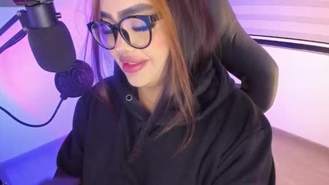 Ari online show from February 3, 2:53 am