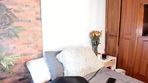 Lucy online show from February 26, 9:44 am