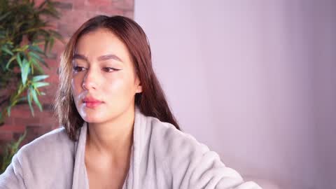 Lucy online show from January 31, 9:59 am