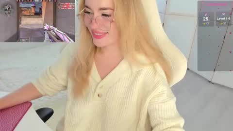 HiI am  EvaPVT is open  online show from September 21, 7:18 am