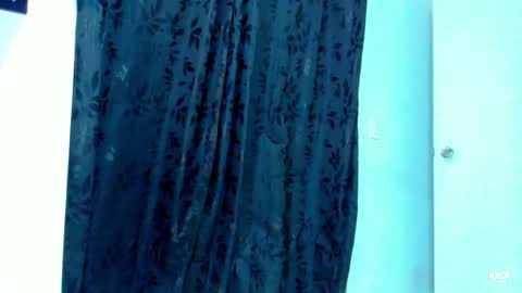 Snapshot of iam_your_fantasy chatting on October 17, 11:52 pm iam_your_fantasy online show from October 17, 11:52 pm