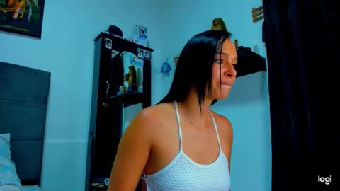 Snapshot of iam_your_fantasy chatting on October 5, 1:10 am iam_your_fantasy online show from October 5, 1:10 am