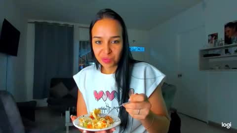 iam_your_fantasy online show from December 4, 12:02 am