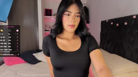 Snapshot of iamjulietaa chatting on December 14, 11:34 pm online show from December 14, 11:34 pm