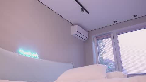 Snapshot of iamninamint chatting on September 26, 3:31 pm Nina  online show from September 26, 3:31 pm