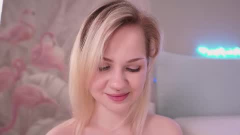 Nina  online show from November 30, 8:13 pm