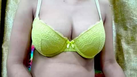 Iamnidhicam online show from February 4, 6:22 pm