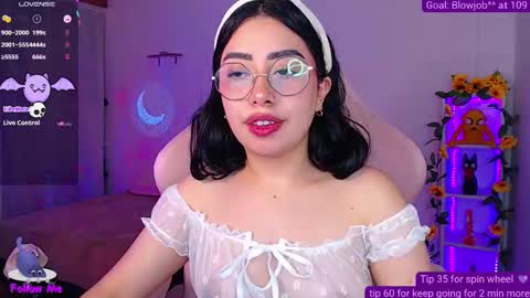 Snapshot of iamveroo chatting on October 9, 3:32 am Veronica NDEPENT MODEL online show from October 9, 3:32 am