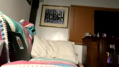 ickybratt online show from July 23, 7:16 am