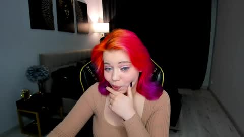 Roxy online show from April 14, 5:35 pm