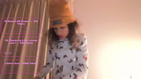 Ellliiana  online show from January 11, 10:09 am