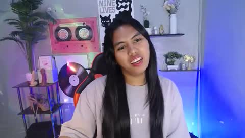 kyline online show from April 14, 11:38 pm