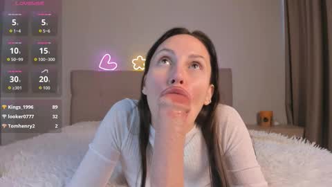 immolly1 online show from October 30, 10:06 am